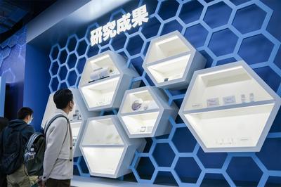 东莞大科学装置集群助力新能源产业，650公里续航锂电池租赁服务引领高质量发展